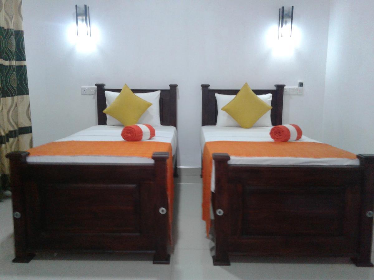 Habarana Dulwan Guest House Exterior photo