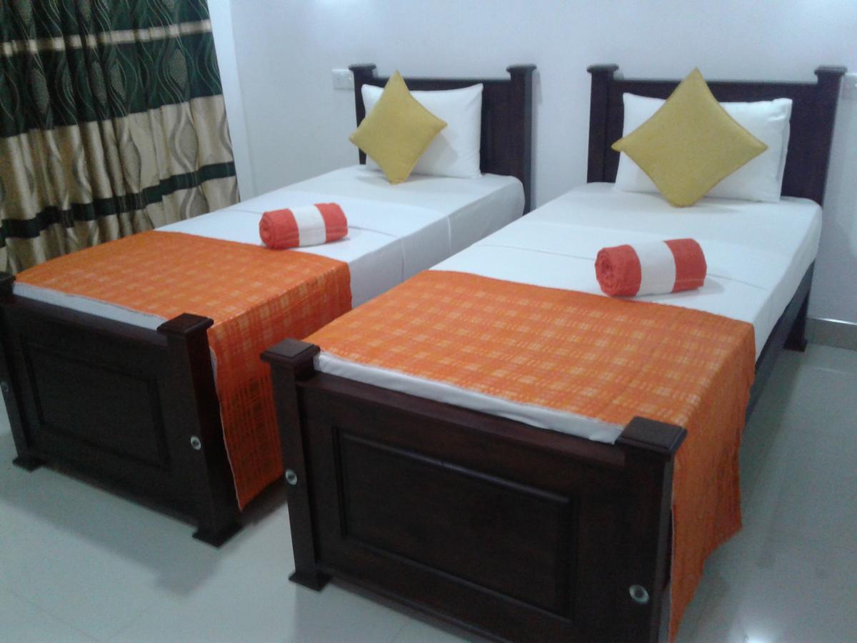 Habarana Dulwan Guest House Exterior photo